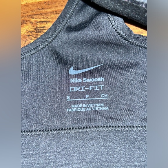 Nike Swoosh DriFit Sports Bra - Picture 3 of 3